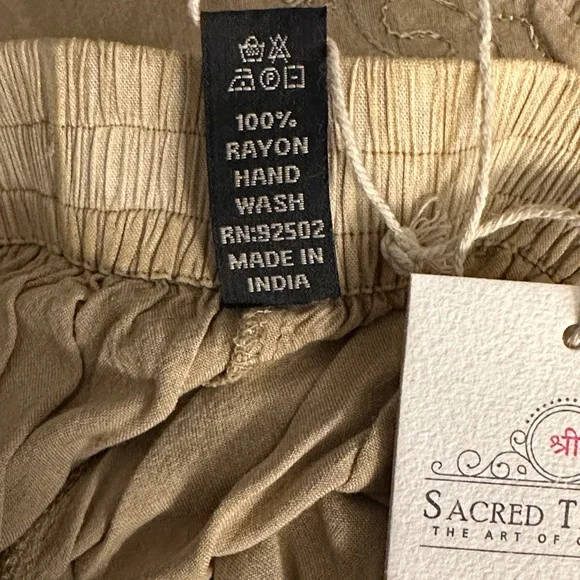 L/XL.  NWT.  Sacred Threads Tan Wide-Leg Pants. TURQ - Picture 4 of 4